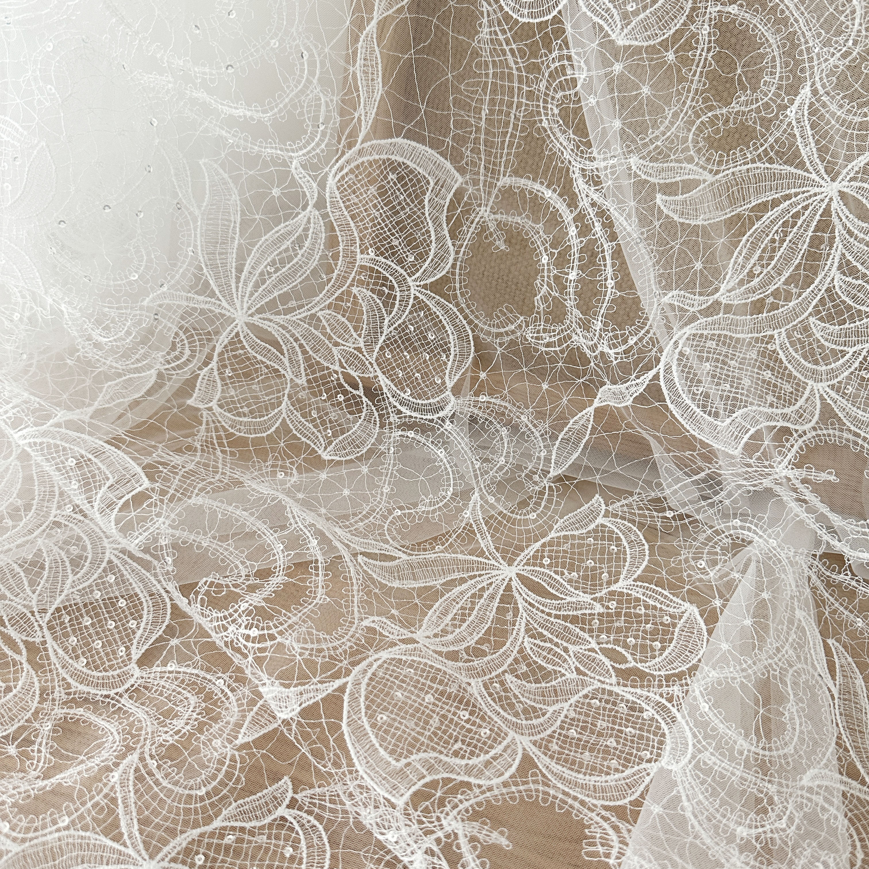 Crystal Mesh Fabric - 1 Yard Ivory Exquisite Alencon Lace