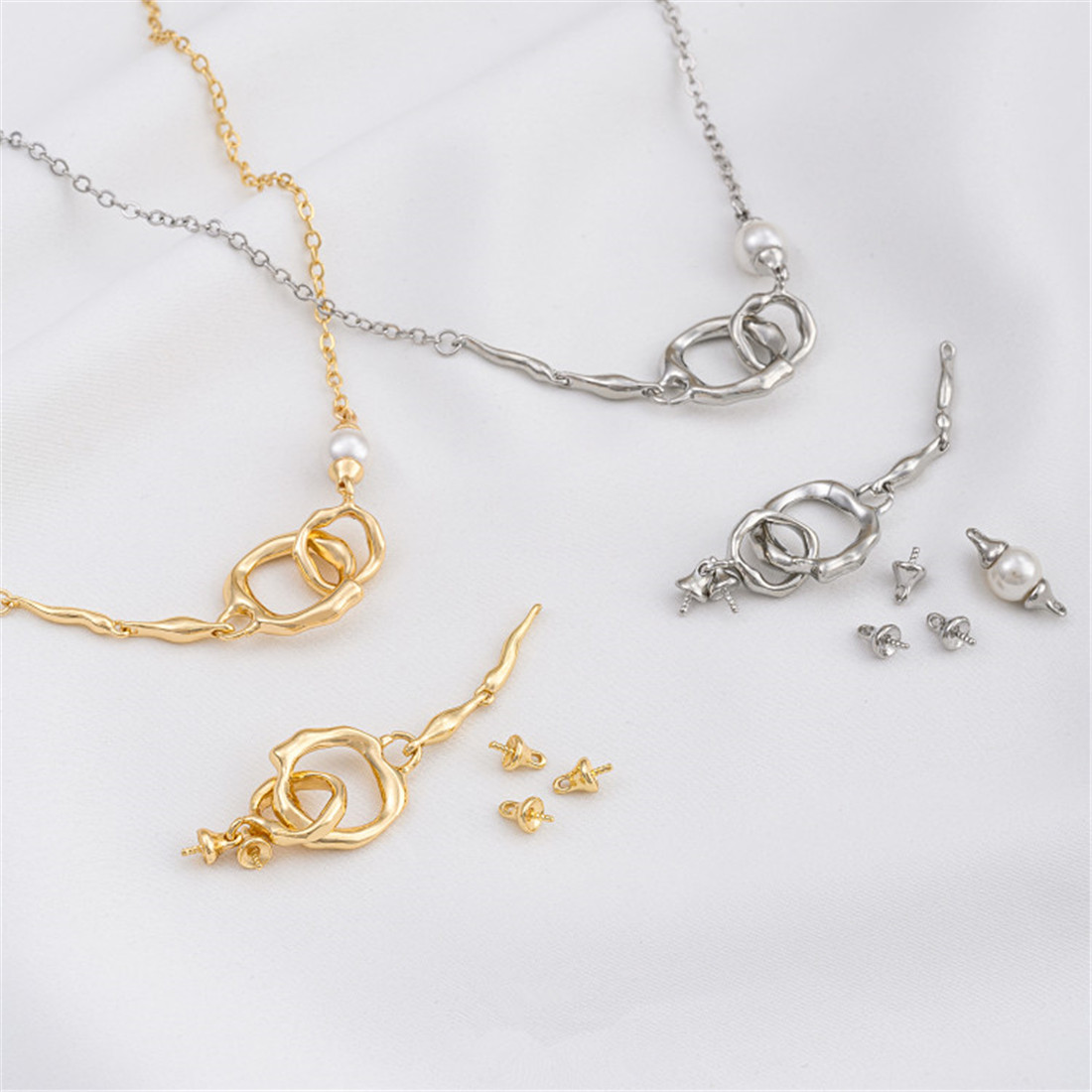 14K Gold-Plated Double-Ring Ne - Pearl Trim Chain ulasan dan harga